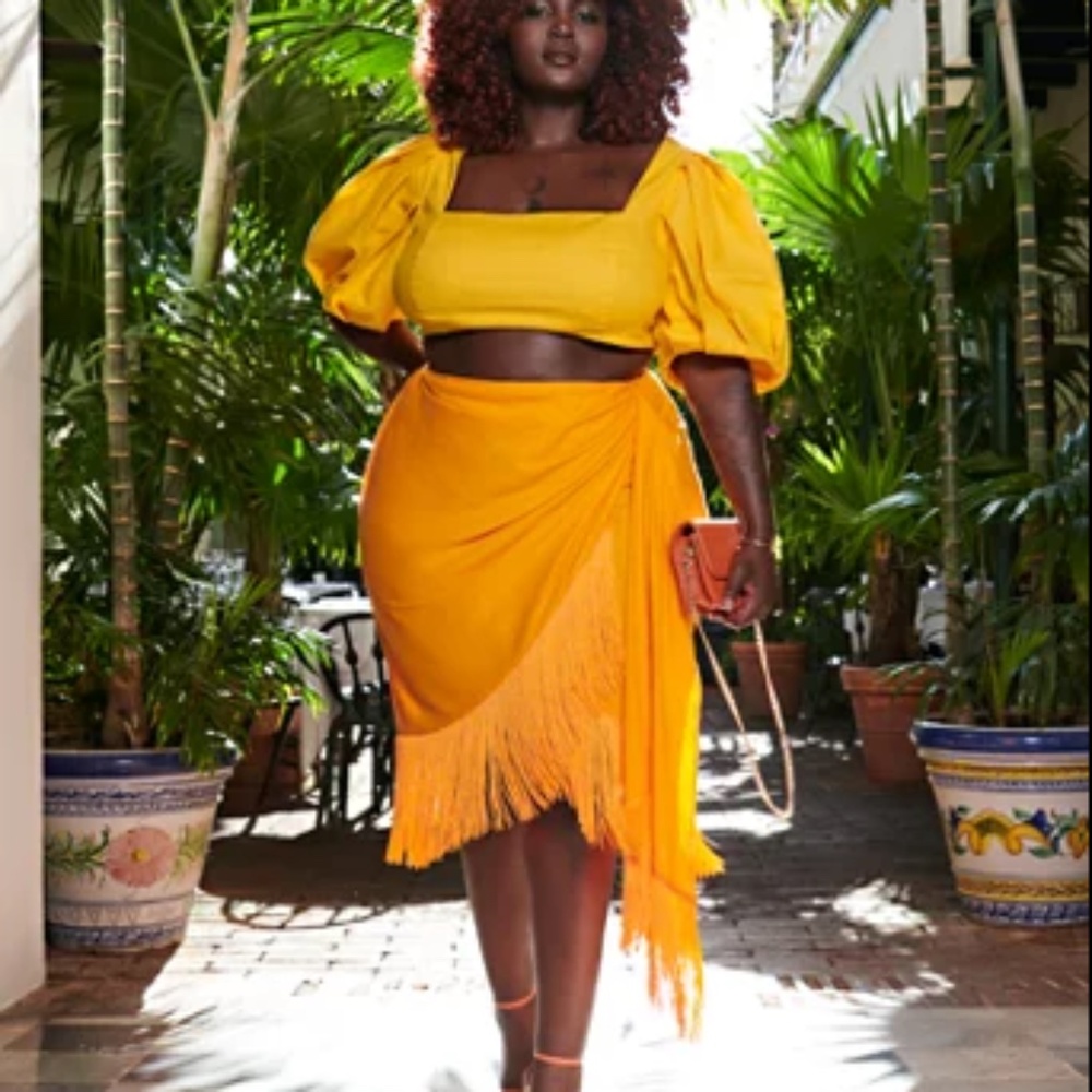 Fashion to Figure x Gabi Fresh Puff Sleeve Yellow Crop Top - 18